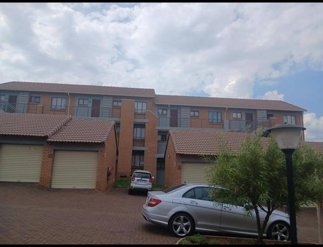 2 BEDROOM APARTMENT FOR SALE IN NOORDWYK
